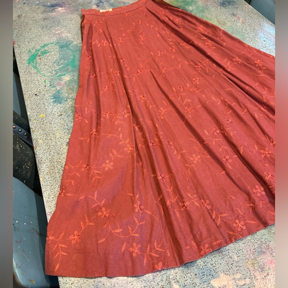 Shakespearean Tapestry Skirt - Picture 10 of 16